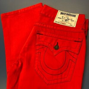 red mens true religion distressed jeans straight leg with flap pockets